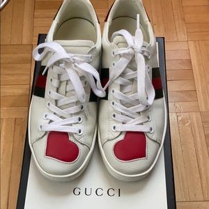 Gucci ace heart sneaker